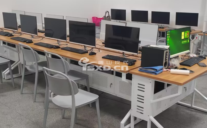 初中毕业生学技能，唐山哪个技校靠谱