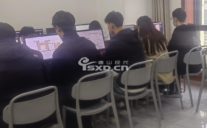 没有读完初中可以读唐山现代电脑培训学校吗