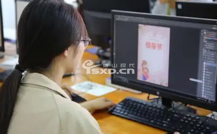 中专学历可以学平面设计吗